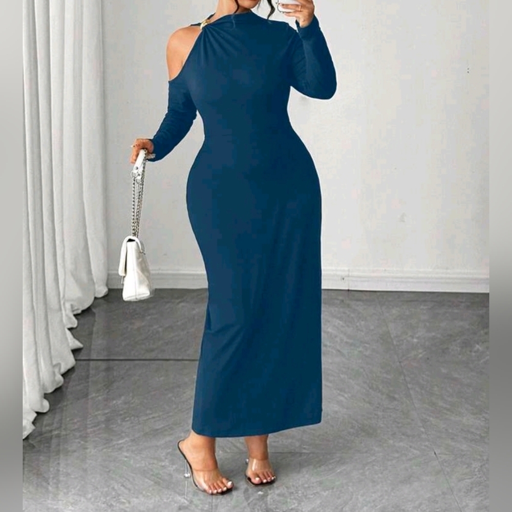 Women’s Cold-Shoulder Maxi Dress